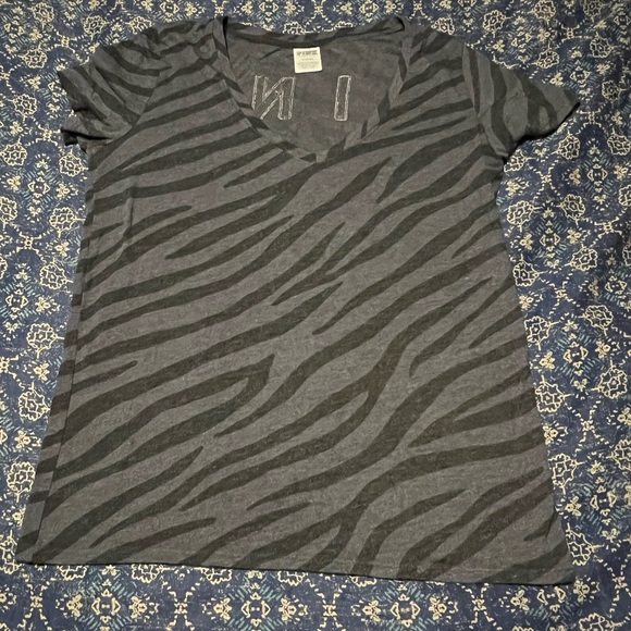 VS PINK Zebra & Sequin Top - Picture 2 of 4